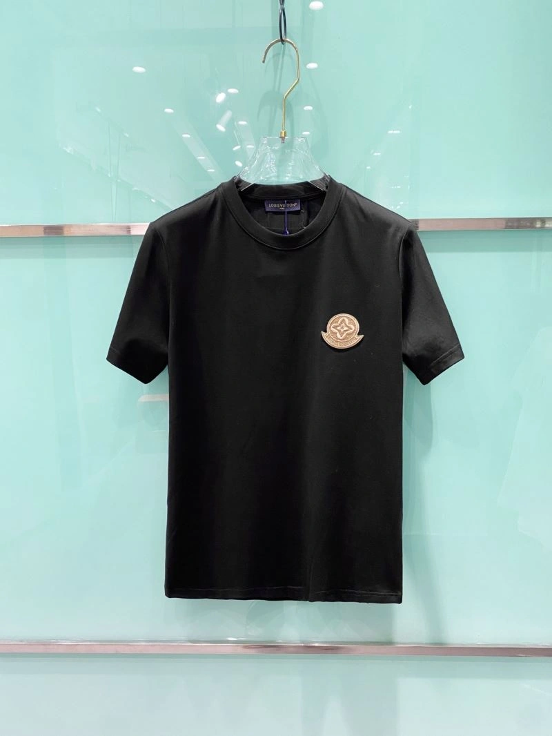 Soft Louis Vuitton T-Shirts 135220