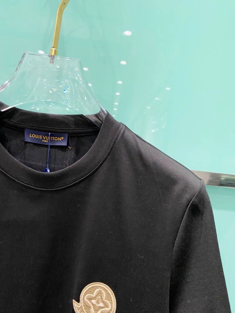Soft Louis Vuitton T-Shirts 135220