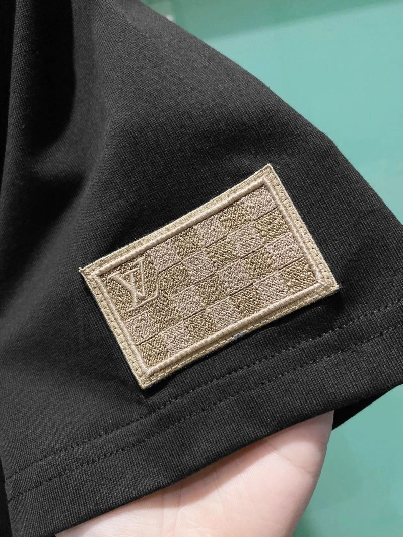 Soft Louis Vuitton T-Shirts 135220