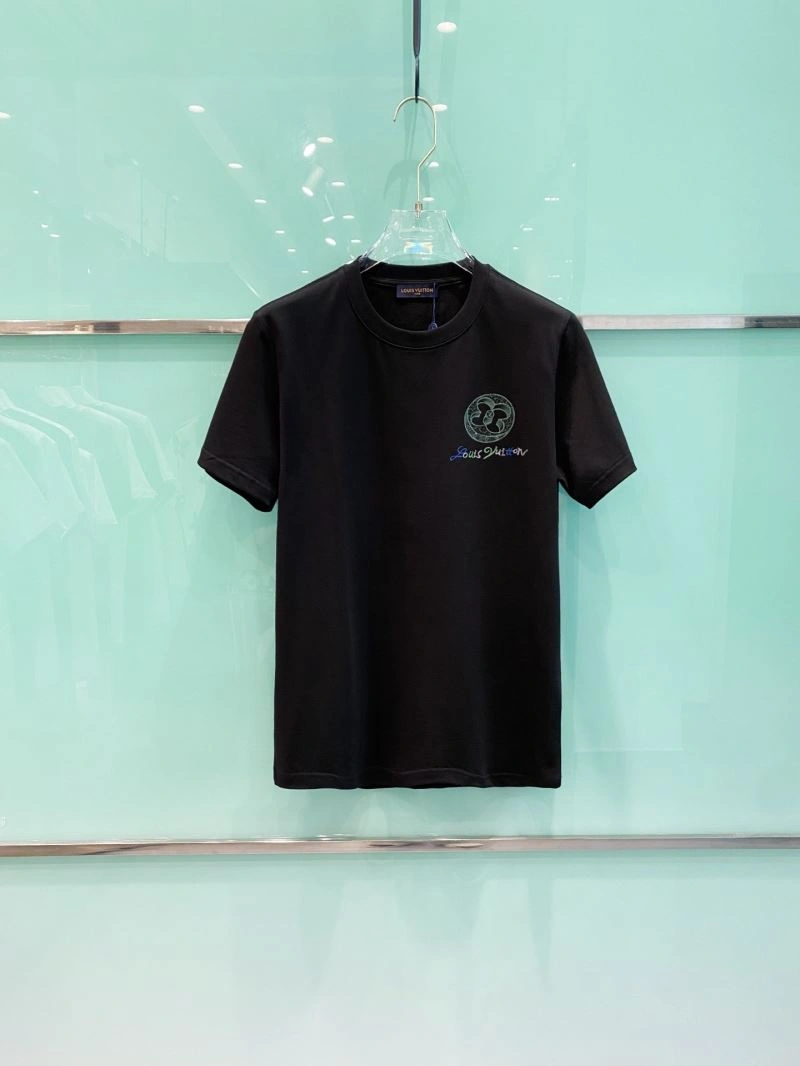 Louis Vuitton T-Shirts Affordable 135195