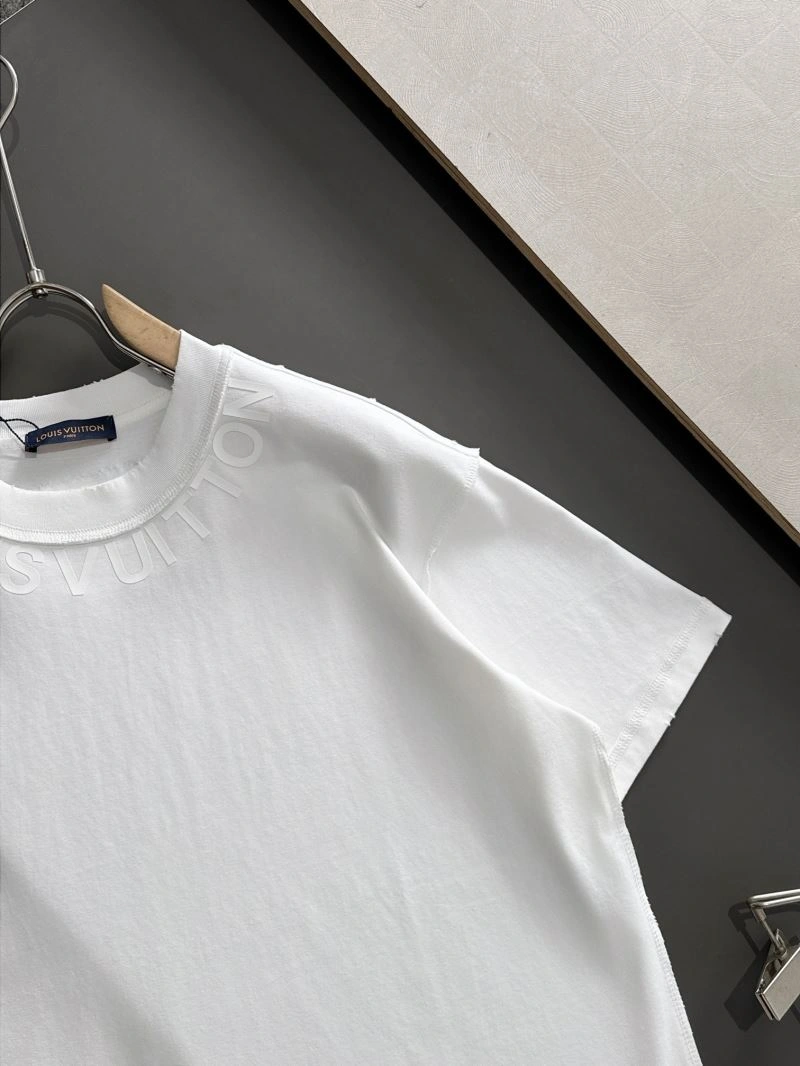ComfortFit Louis Vuitton T-Shirts 135206