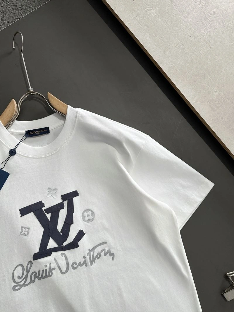 Louis Vuitton T-Shirts Modern 135194