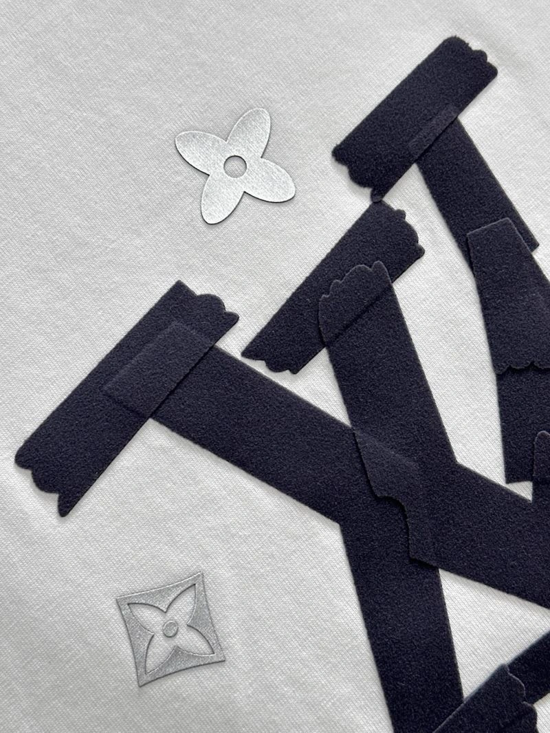 Louis Vuitton T-Shirts Modern 135194