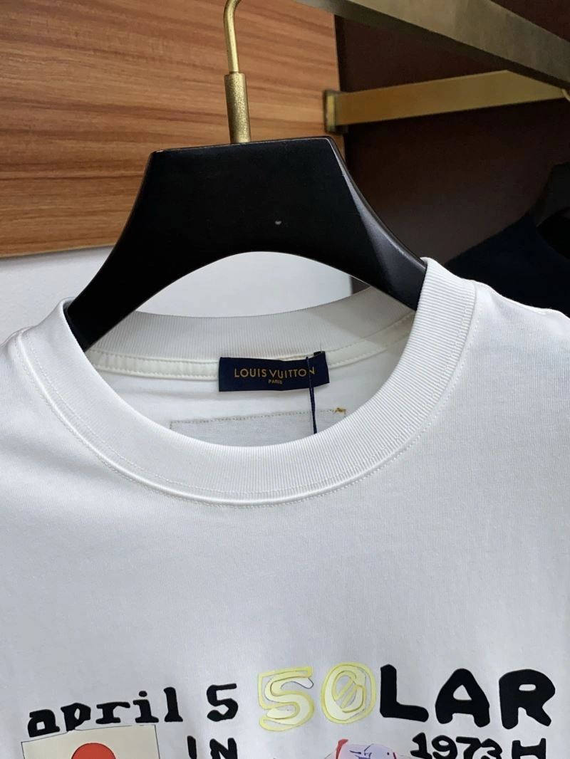 Louis Vuitton T-Shirts Premium 135184