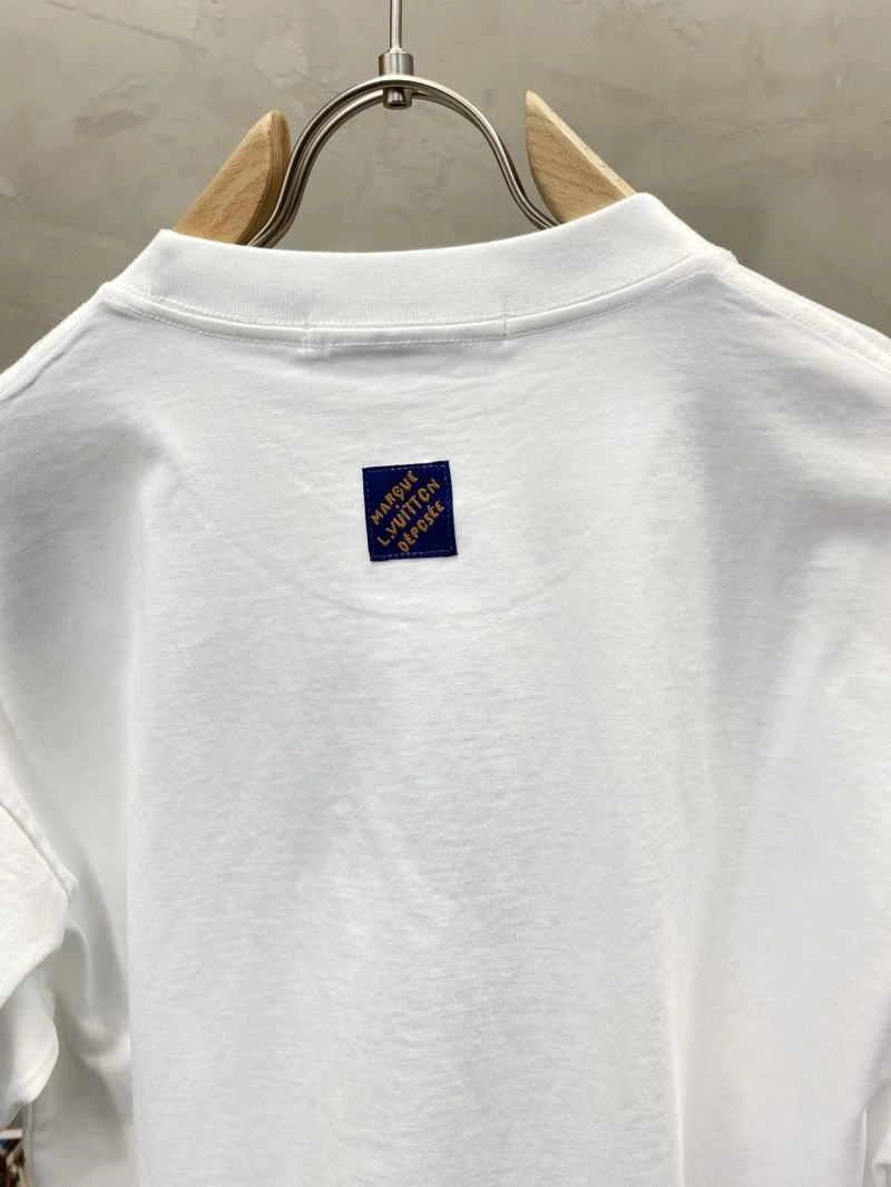 Timeless Louis Vuitton T-Shirts 135164