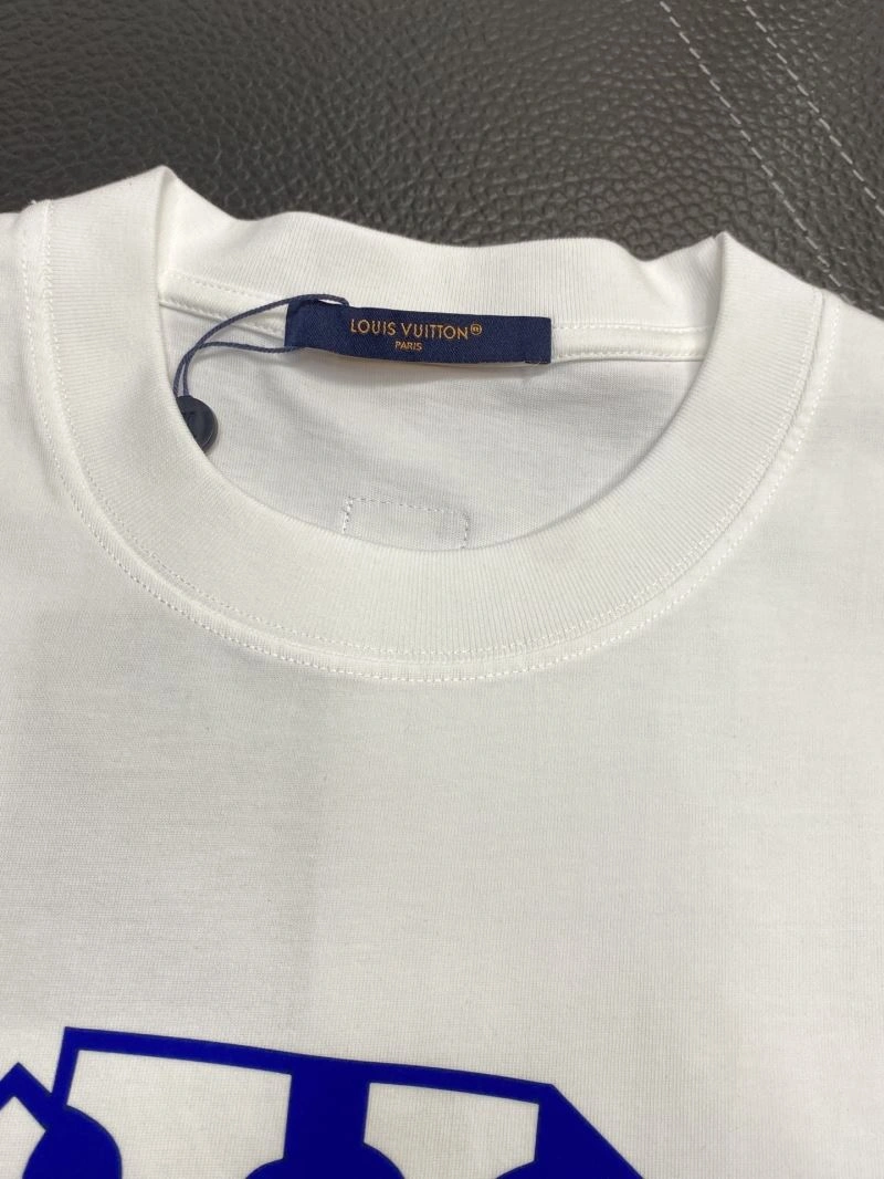 Timeless Louis Vuitton T-Shirts 135164