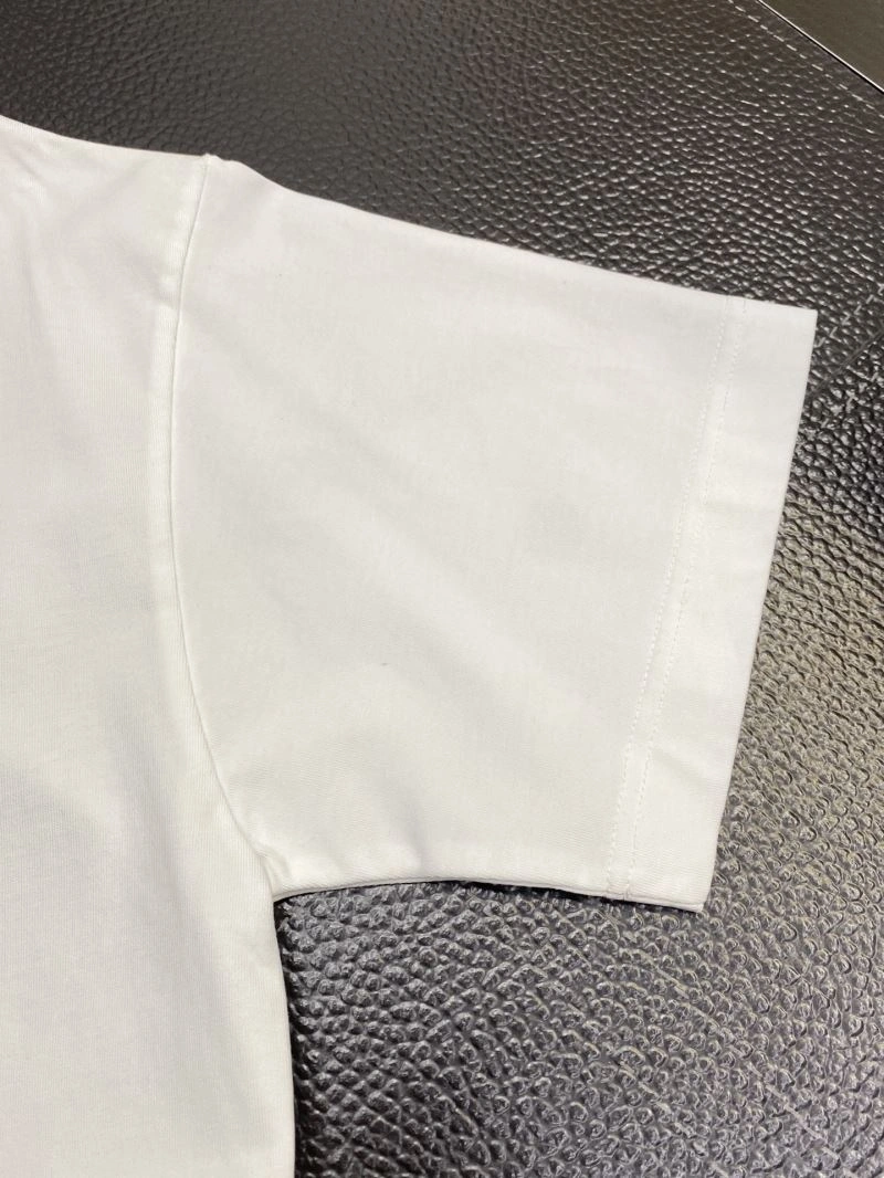 Timeless Louis Vuitton T-Shirts 135164