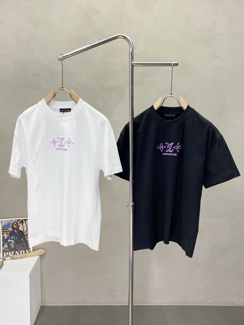 Louis Vuitton T-Shirts MultiPurpose 135167