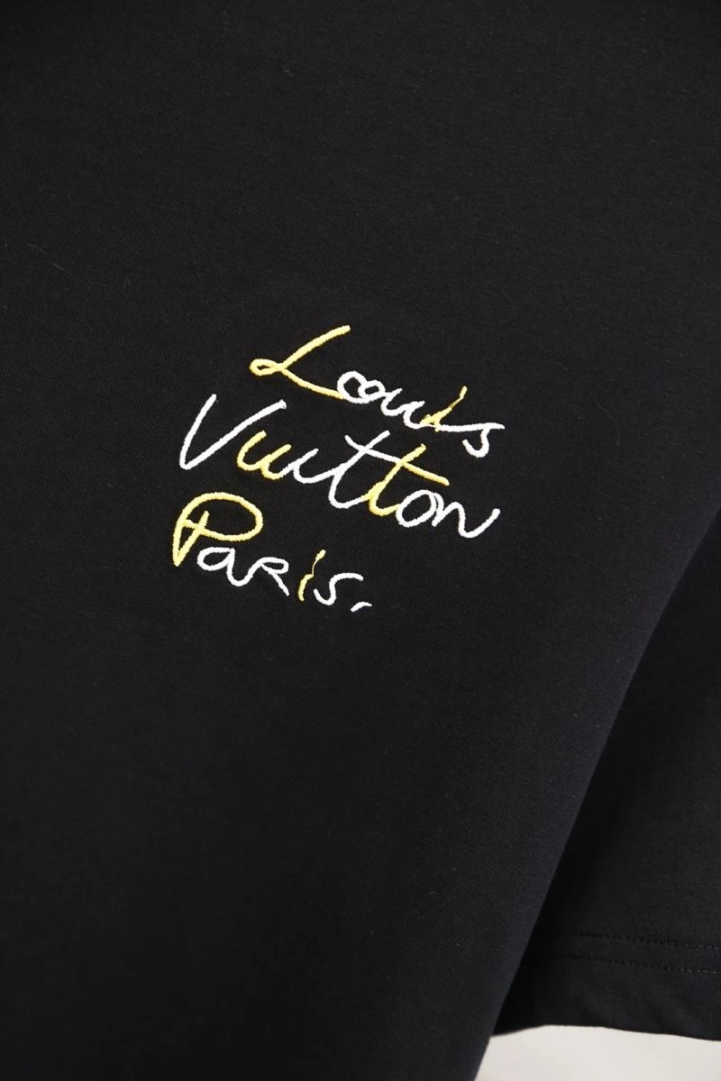 Louis Vuitton T-Shirts Durable 135168