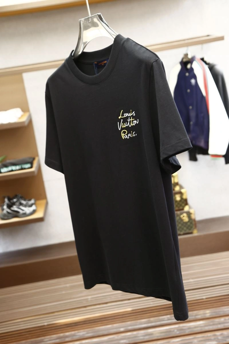 Louis Vuitton T-Shirts Durable 135168