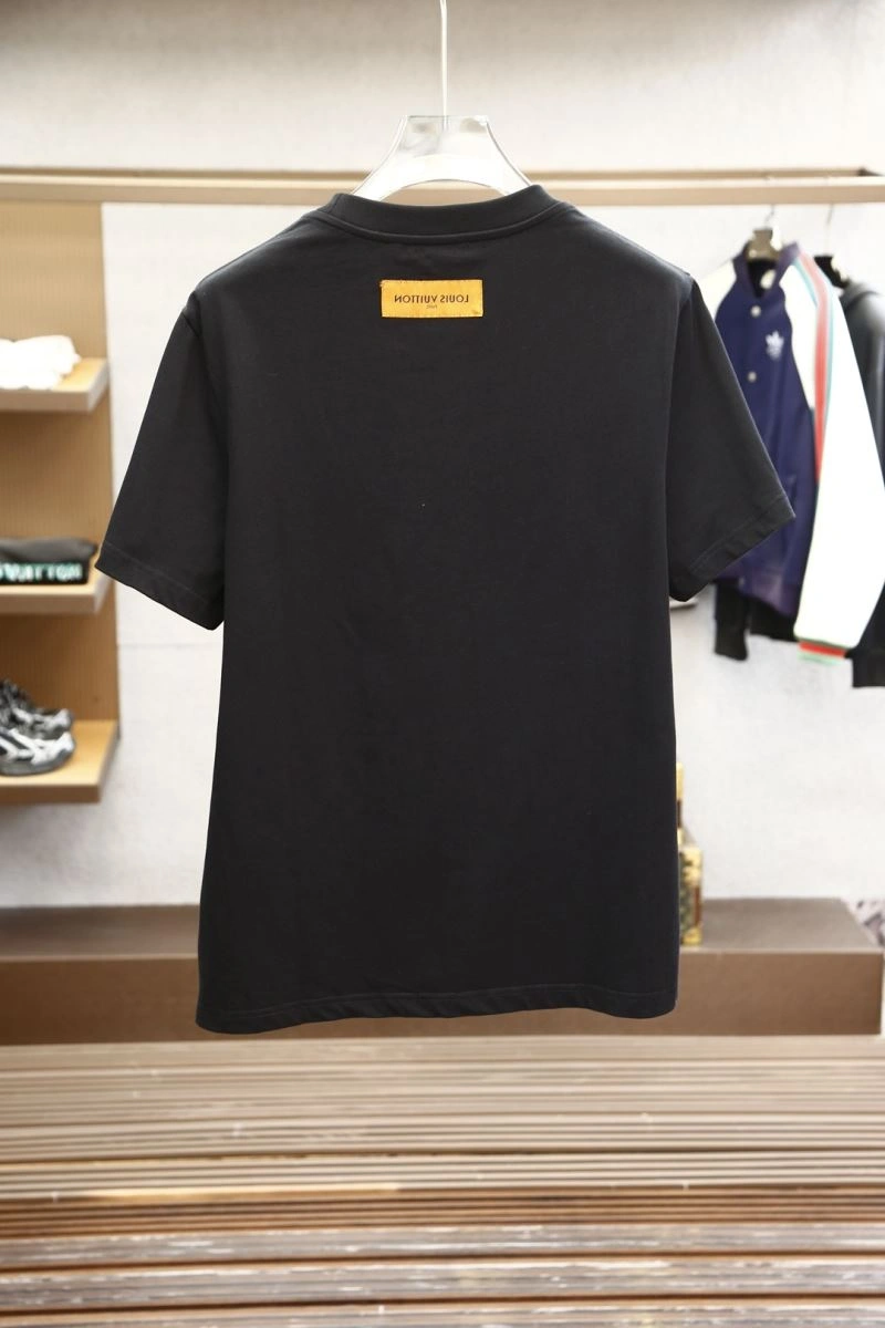 Louis Vuitton T-Shirts Durable 135168
