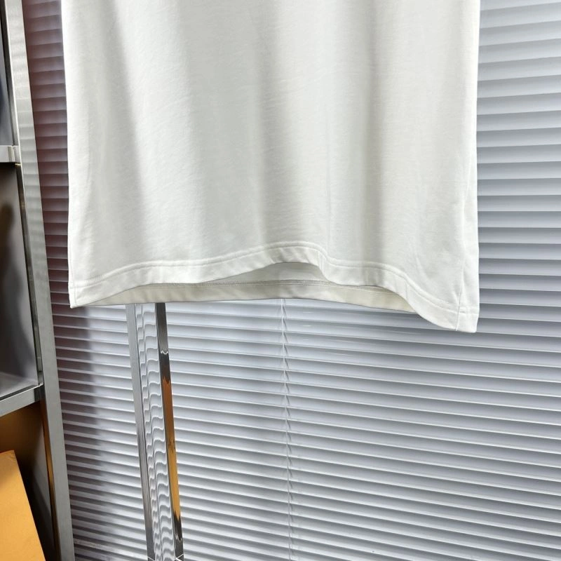 Durable Louis Vuitton T-Shirts 135175