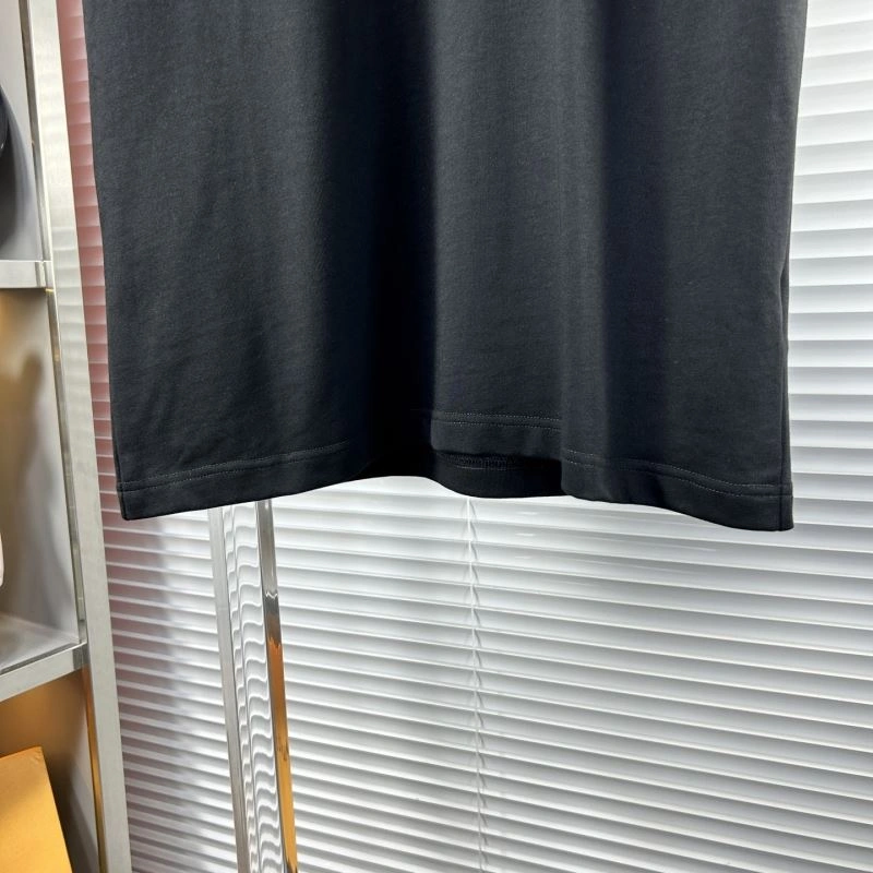 Neat Louis Vuitton T-Shirts 135161
