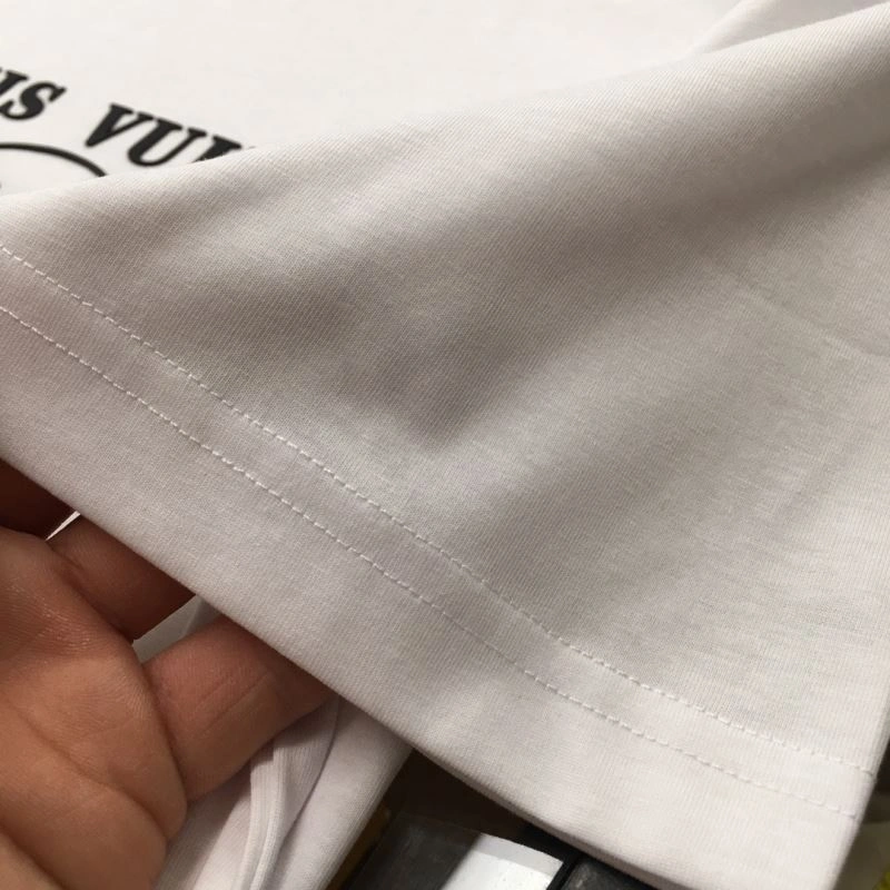 Functional Louis Vuitton T-Shirts 134796