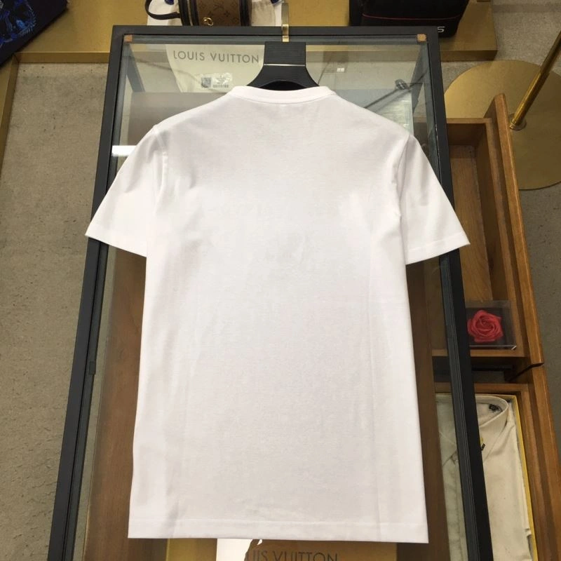 Functional Louis Vuitton T-Shirts 134796