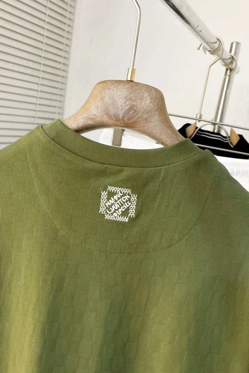 ZipUp Louis Vuitton T-Shirts 134791