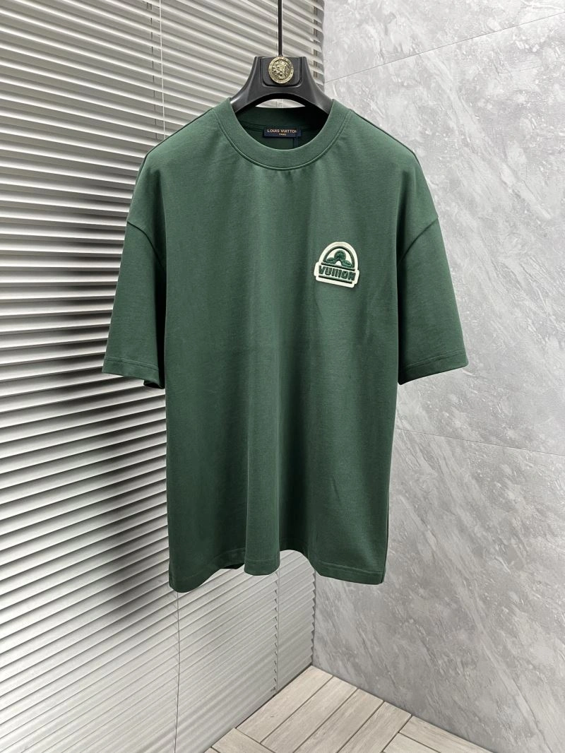 Louis Vuitton T-Shirts Chic 134810