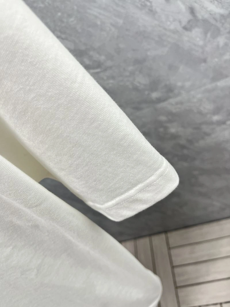 Louis Vuitton T-Shirts Chic 134810
