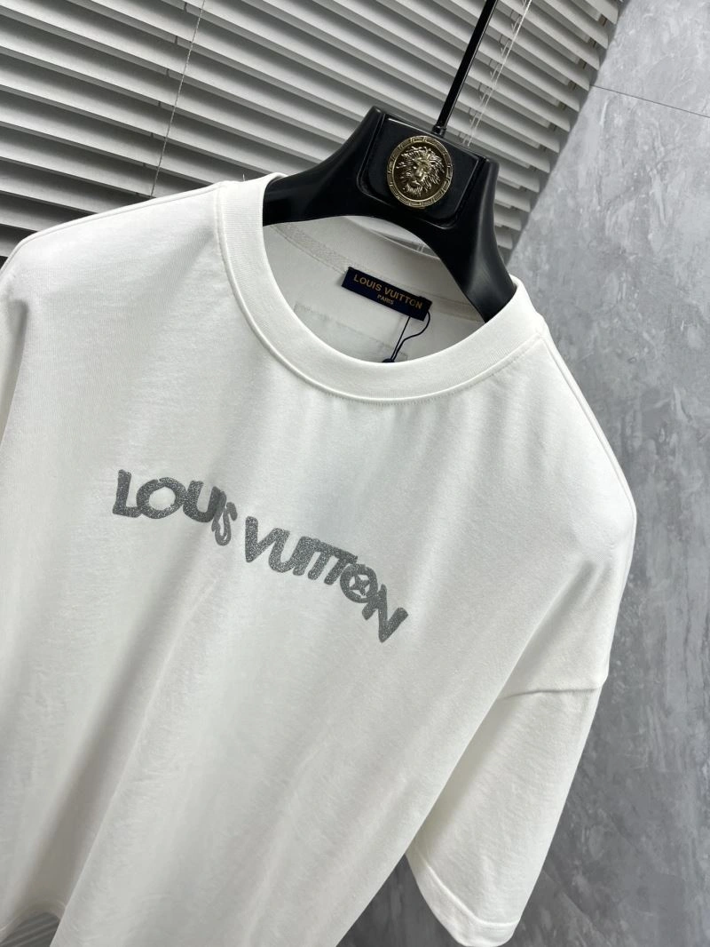 Louis Vuitton T-Shirts Breathable 134790