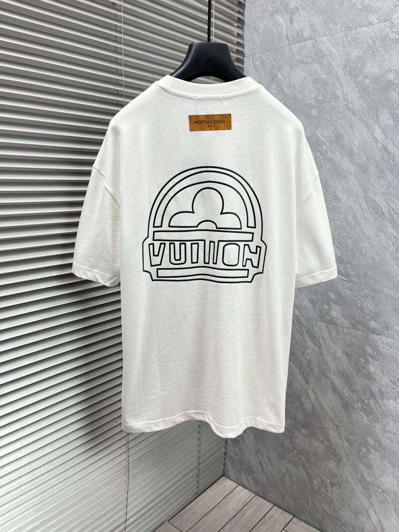 Louis Vuitton T-Shirts Elegant 134793