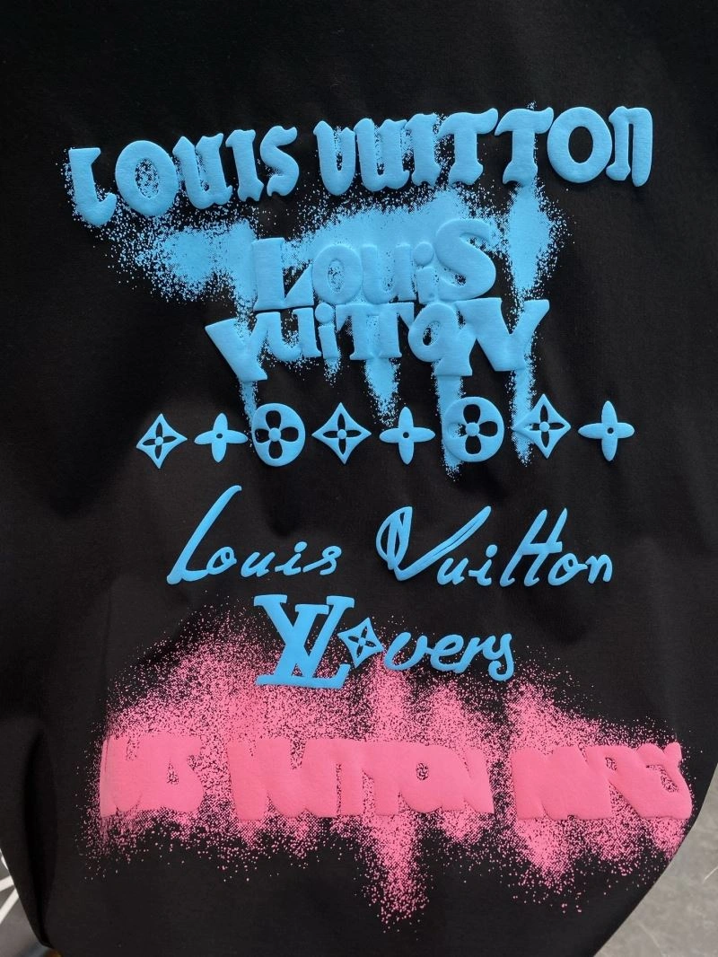 Louis Vuitton T-Shirts UrbanChic 134784
