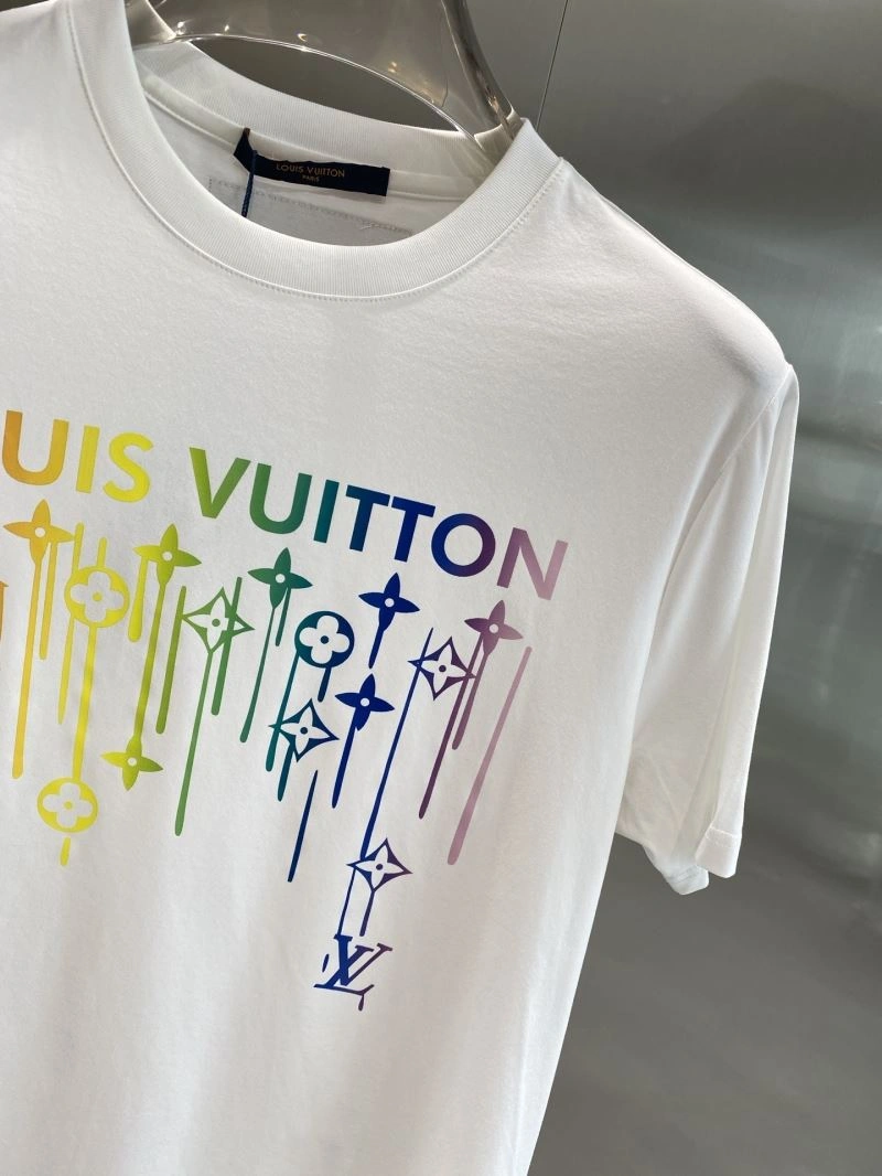 Louis Vuitton T-Shirts Neat 134783