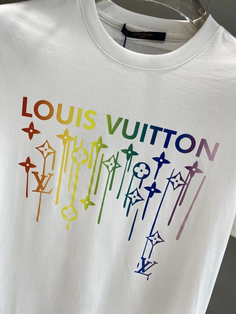 Louis Vuitton T-Shirts Neat 134783