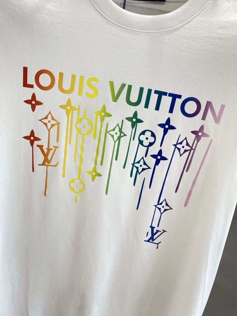 Louis Vuitton T-Shirts Neat 134783