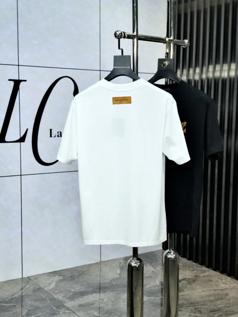Louis Vuitton T-Shirts Casual 134774