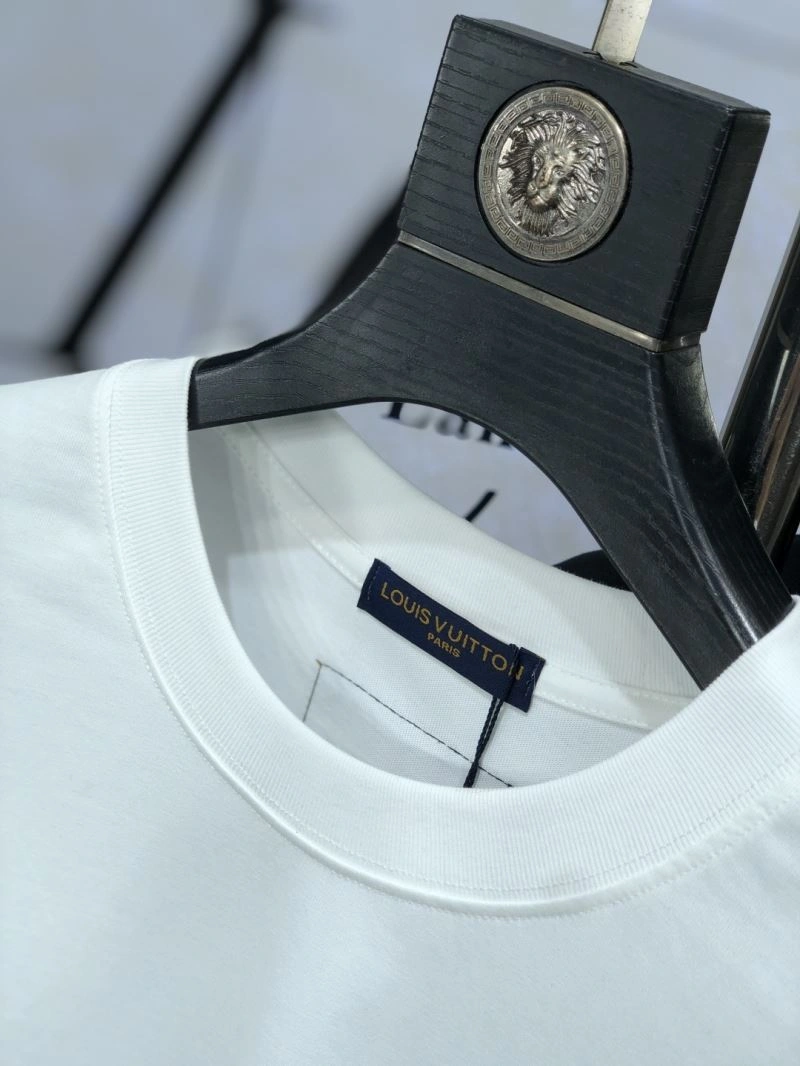 Louis Vuitton T-Shirts Casual 134774