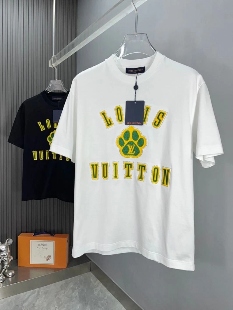 Louis Vuitton T-Shirts Comfortable 134768