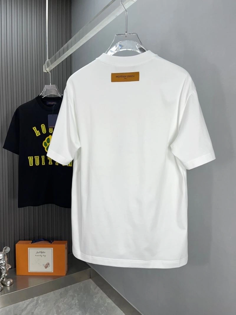 Louis Vuitton T-Shirts Comfortable 134768