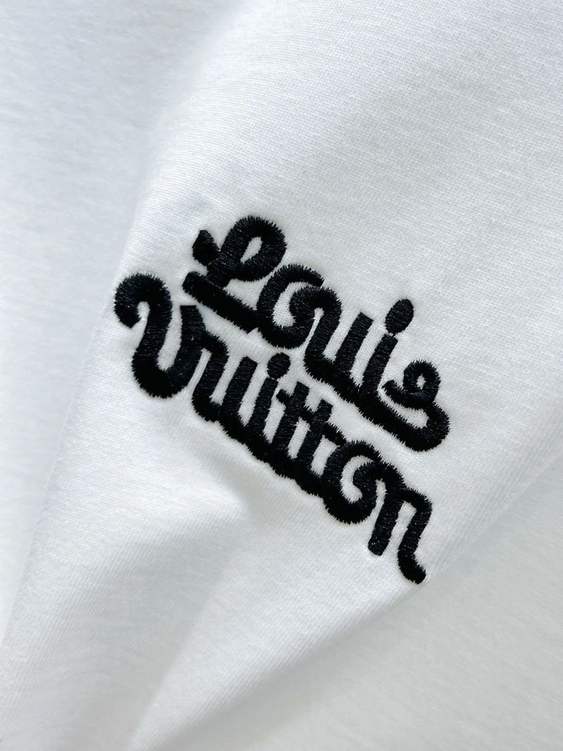 EyeCatching Louis Vuitton T-Shirts 134769