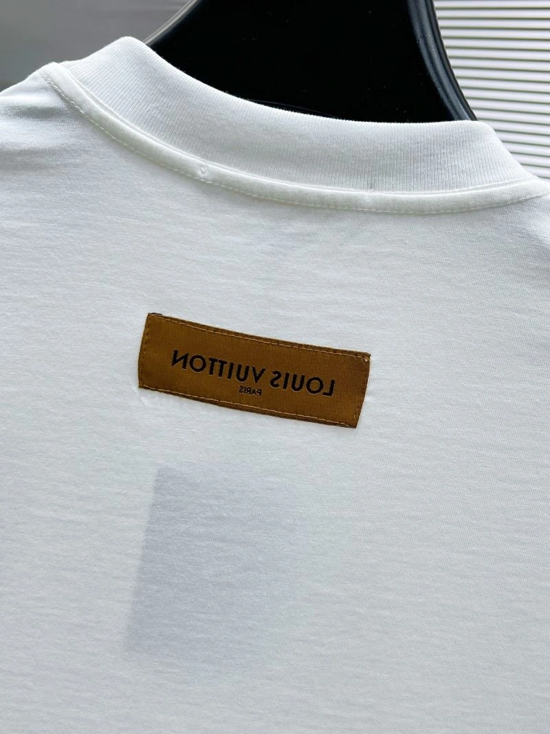 EyeCatching Louis Vuitton T-Shirts 134769