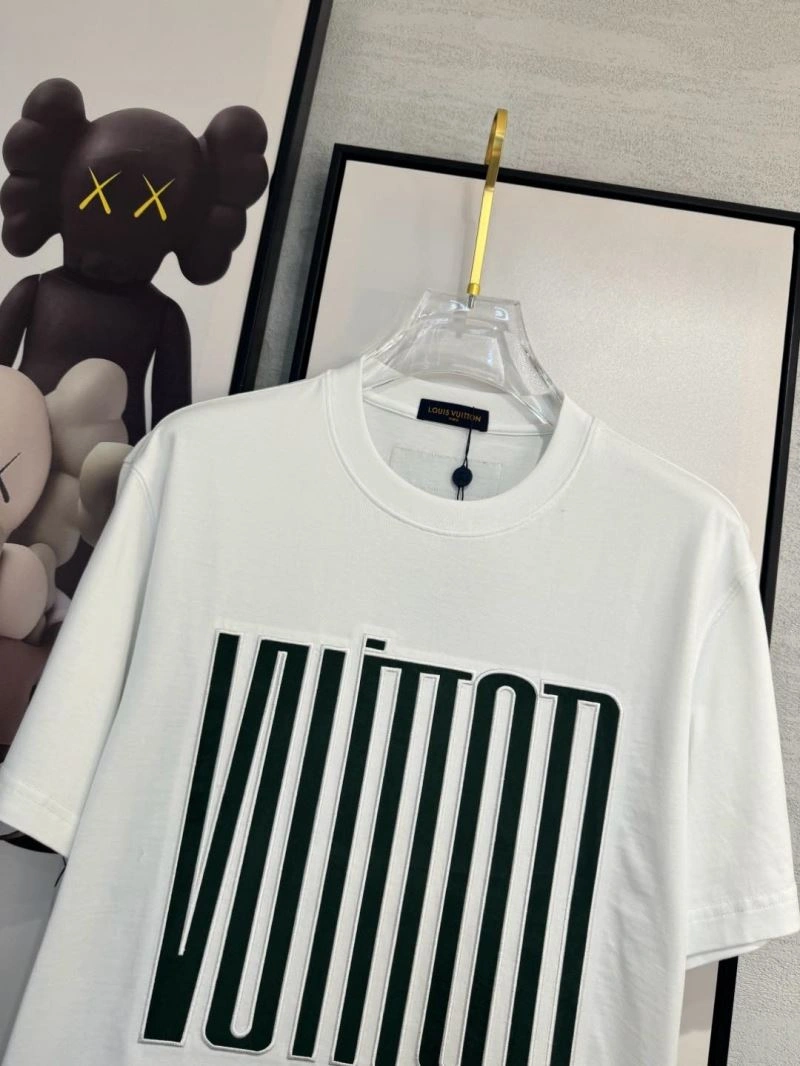 TravelReady Louis Vuitton T-Shirts 134780