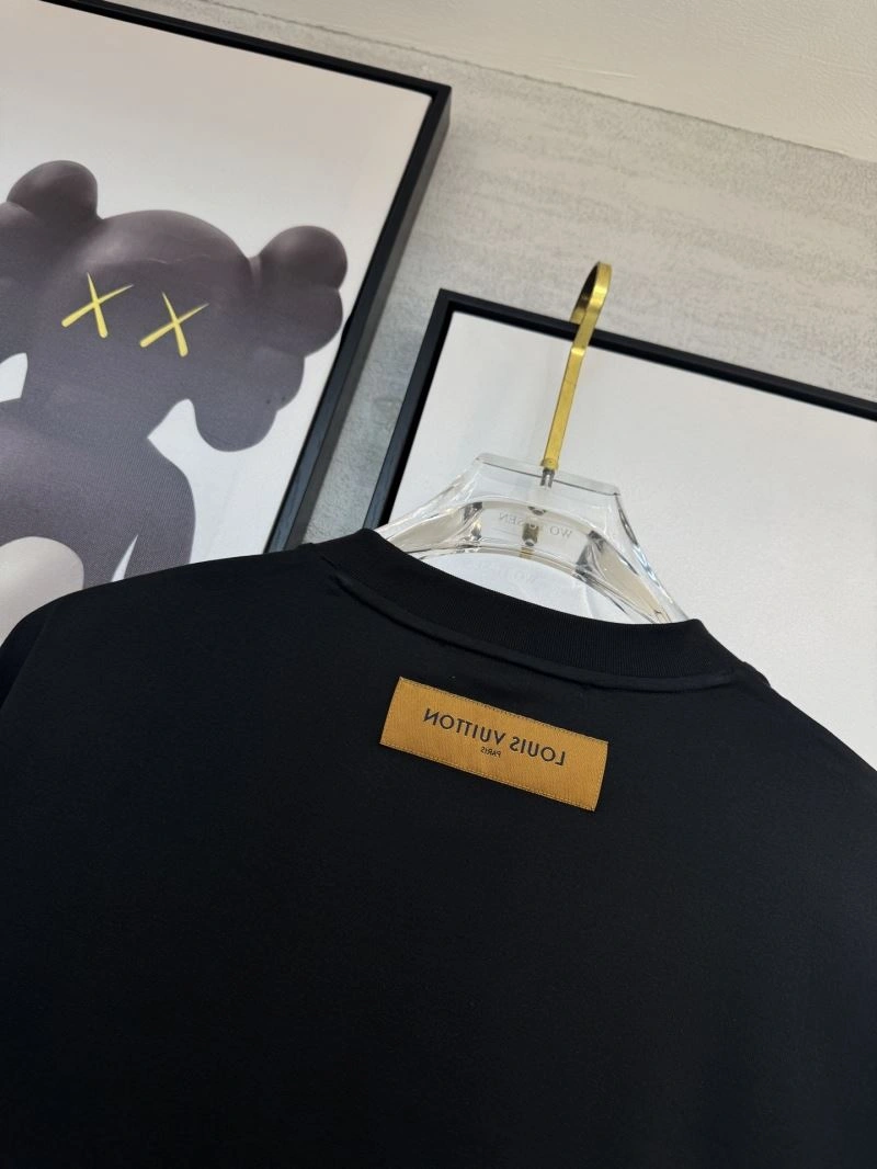 Louis Vuitton T-Shirts ModernLook 134781