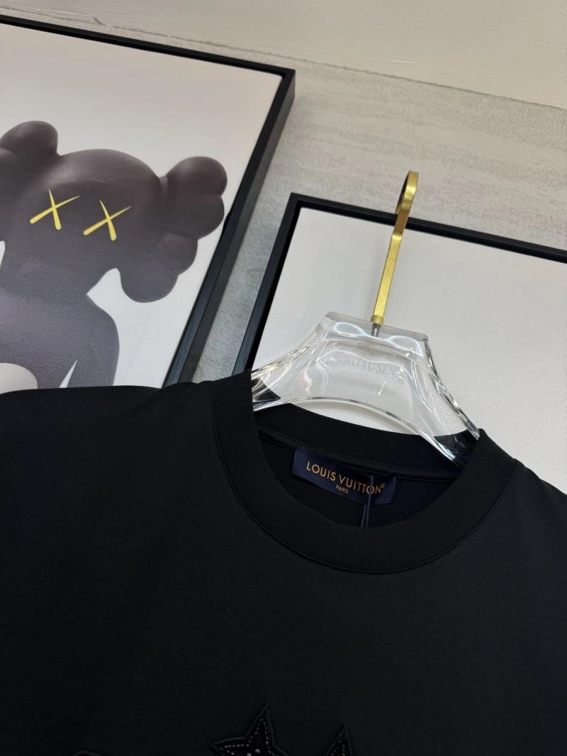 Louis Vuitton T-Shirts ModernLook 134781