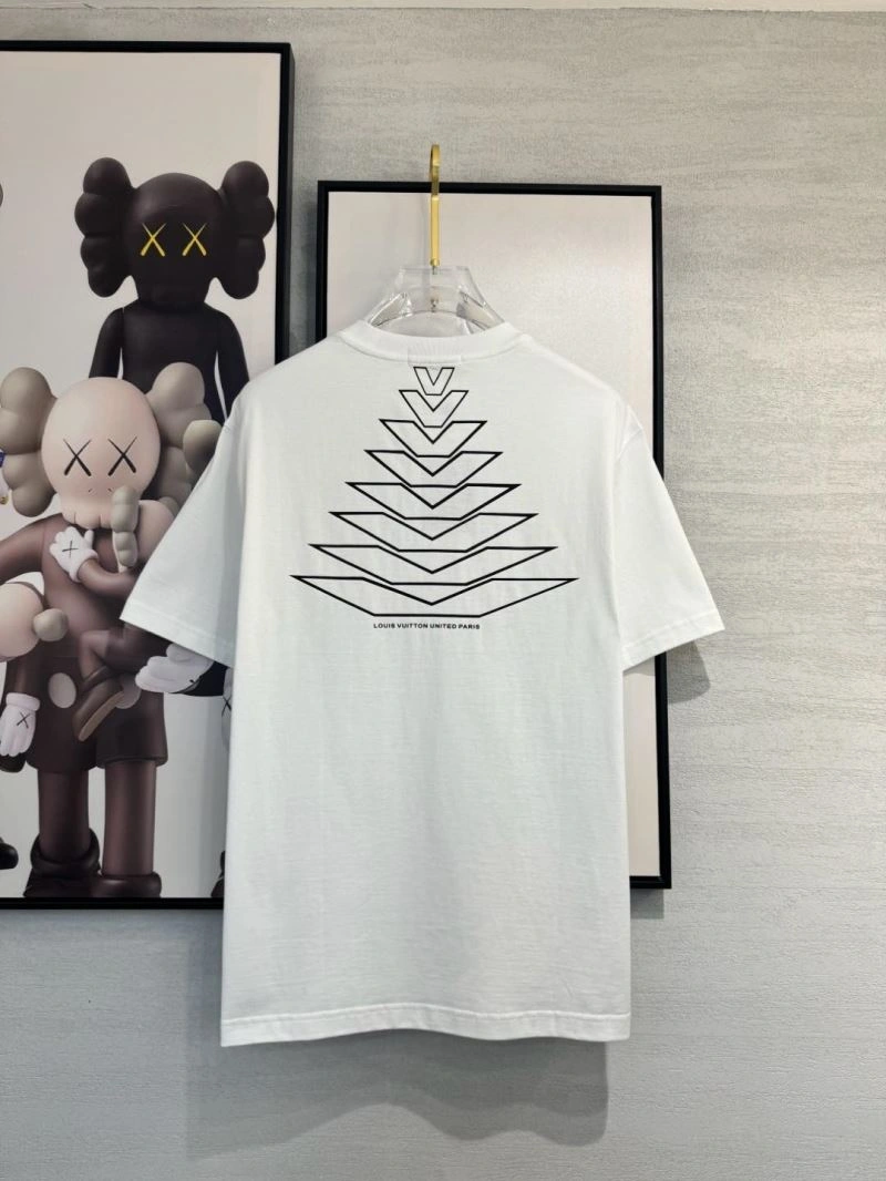 Louis Vuitton T-Shirts UrbanStyle 134777