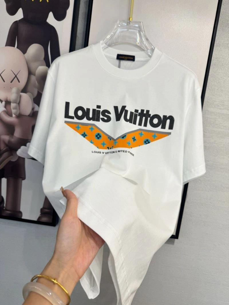 Louis Vuitton T-Shirts UrbanStyle 134777