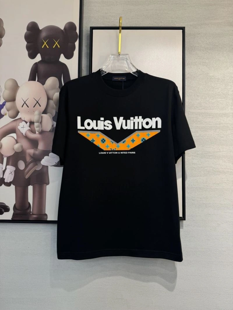Louis Vuitton T-Shirts Sustainable 134775