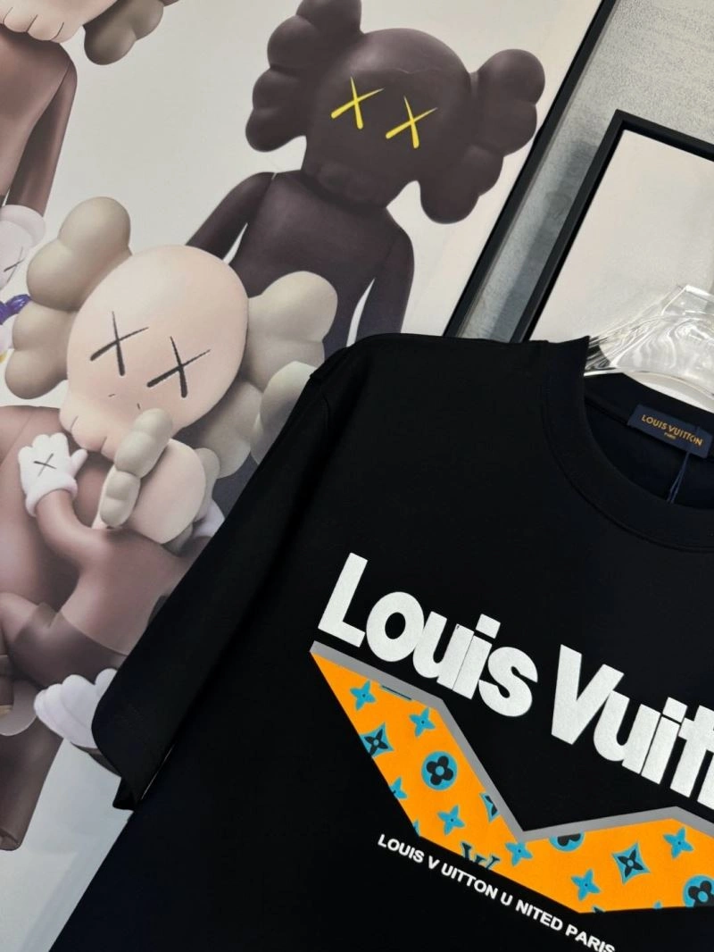 Louis Vuitton T-Shirts Sustainable 134775