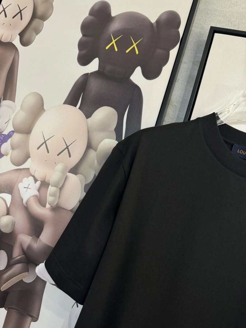 Louis Vuitton T-Shirts MultiPurpose 134776