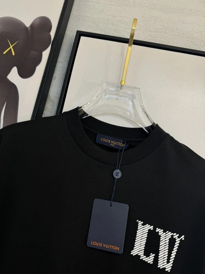 Louis Vuitton T-Shirts MultiPurpose 134776