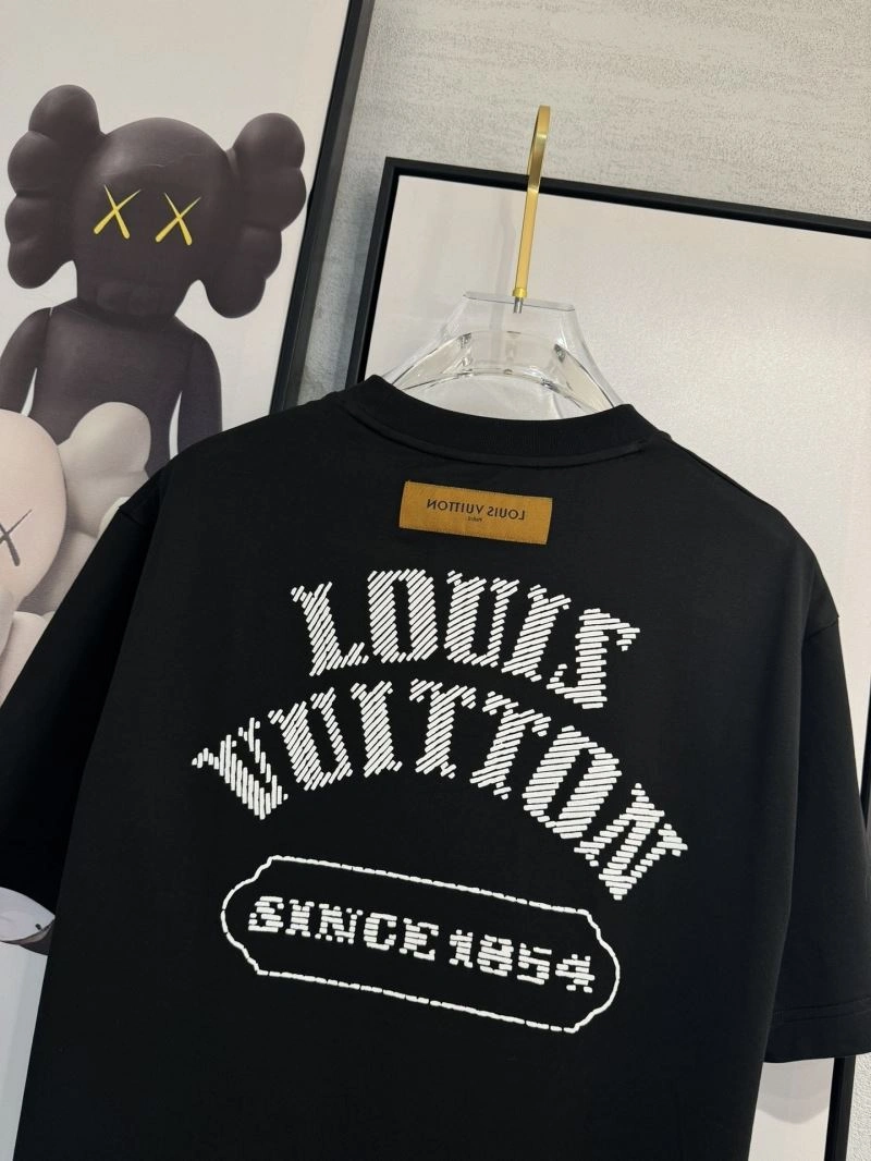 Louis Vuitton T-Shirts MultiPurpose 134776