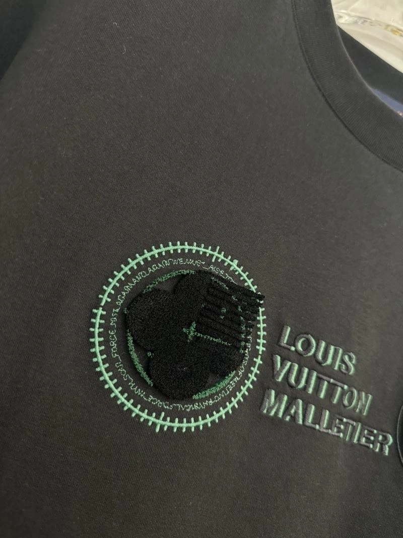 Louis Vuitton T-Shirts ModernLook 134767