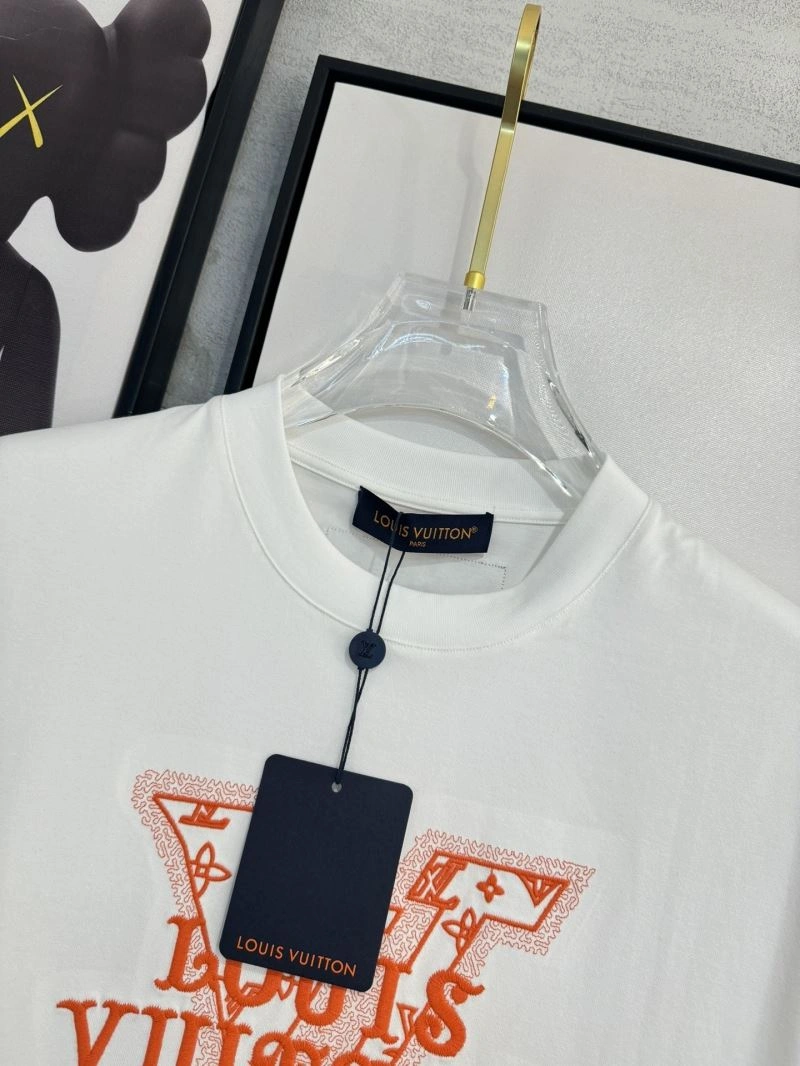 Stylish Louis Vuitton T-Shirts 134750