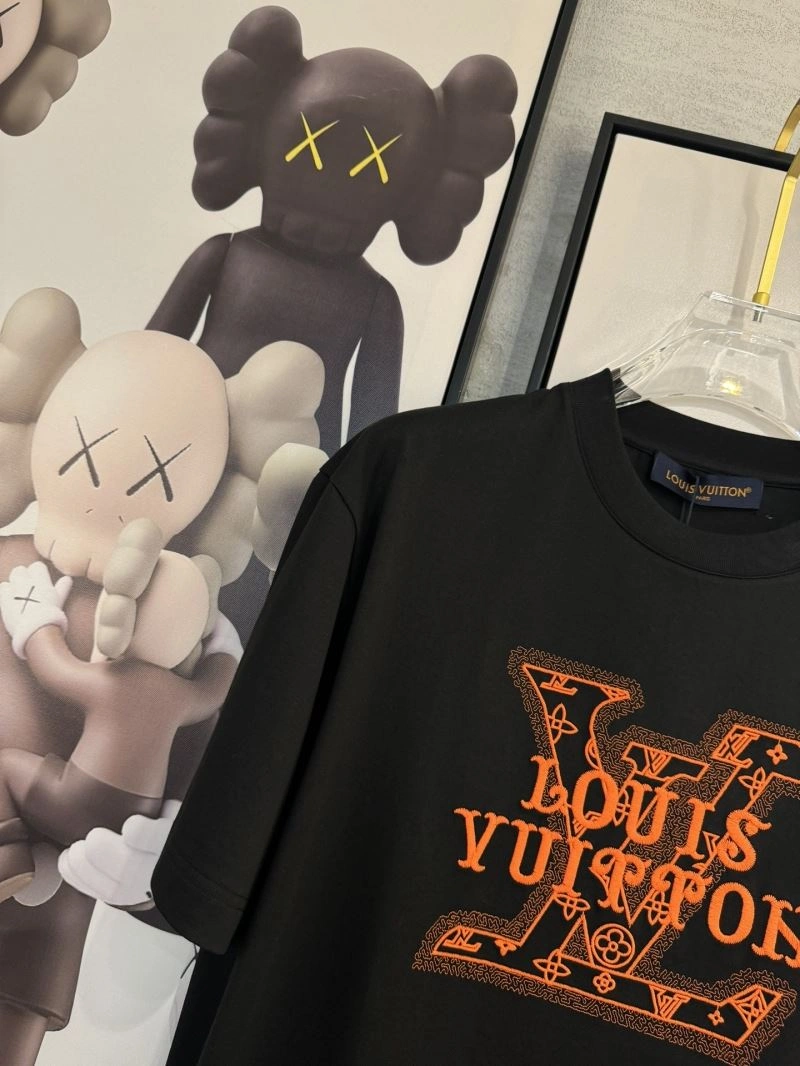 QuickDry Louis Vuitton T-Shirts 134757