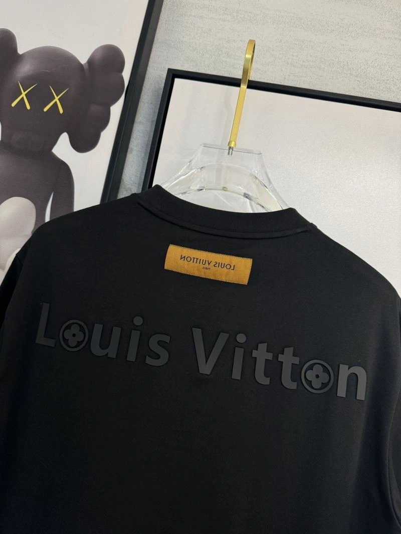 Louis Vuitton T-Shirts Cozy 134752