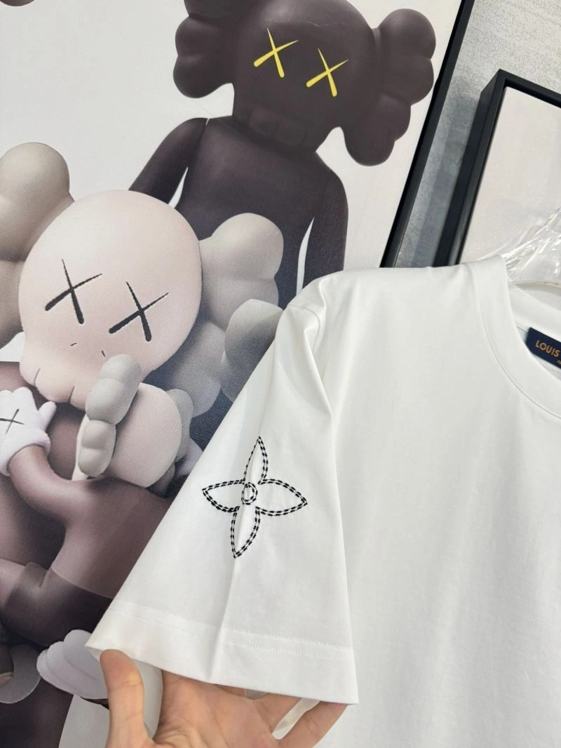 Louis Vuitton T-Shirts Durable 134754