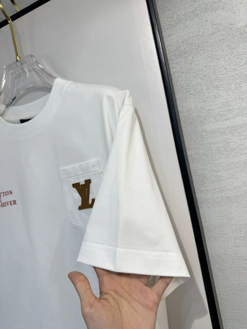 Stretchable Louis Vuitton T-Shirts 134749
